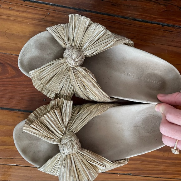 Loeffler Randall bow slides sz 7 - Picture 4 of 6